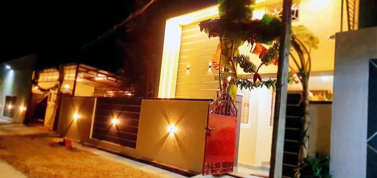 200 m&sup2; Villa