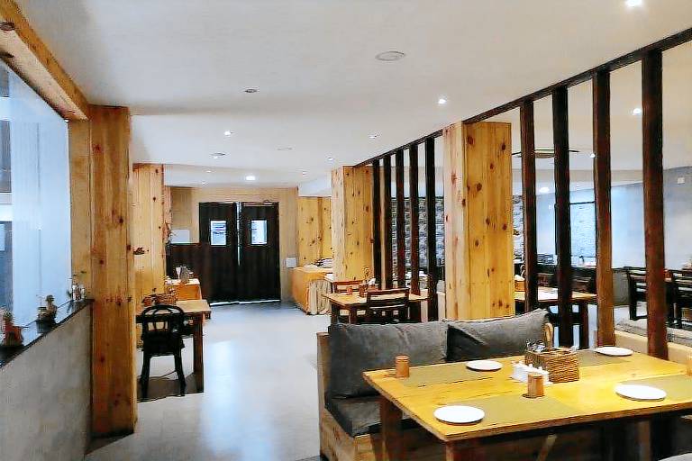 LOKIS FOREST INN — photo 4
