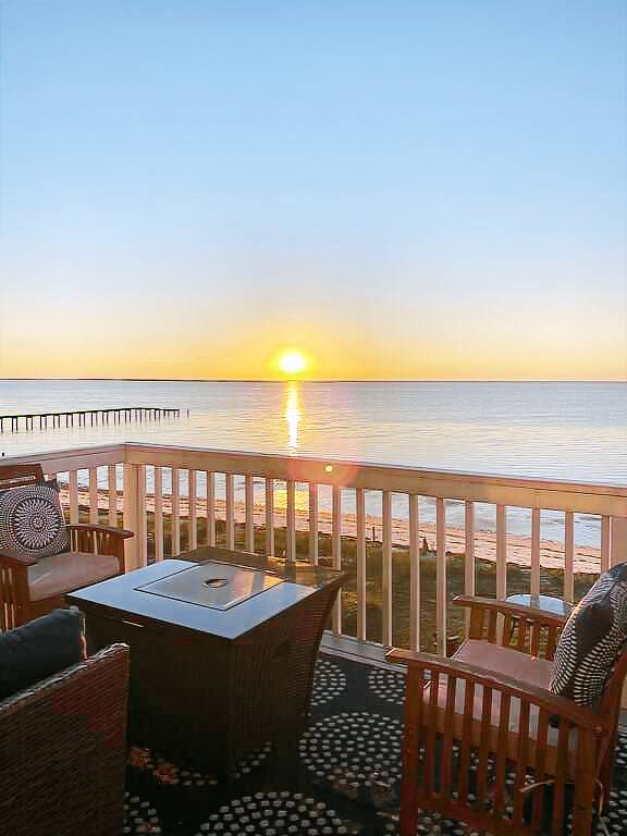 House Lanark Village