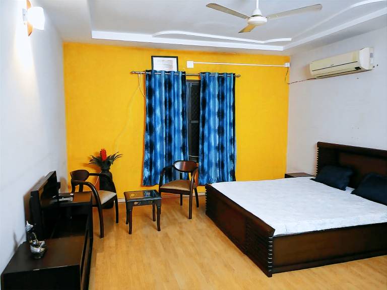 Apartment Kunj Society