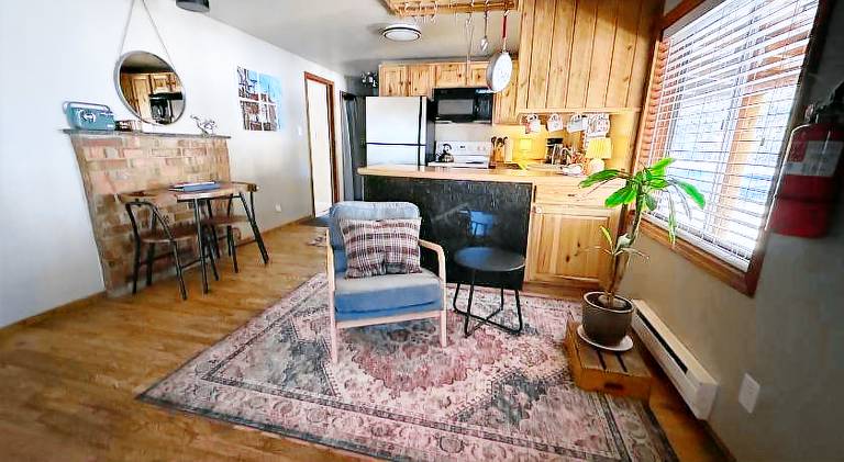 House with 2 rooms for 6 persons — photo 3