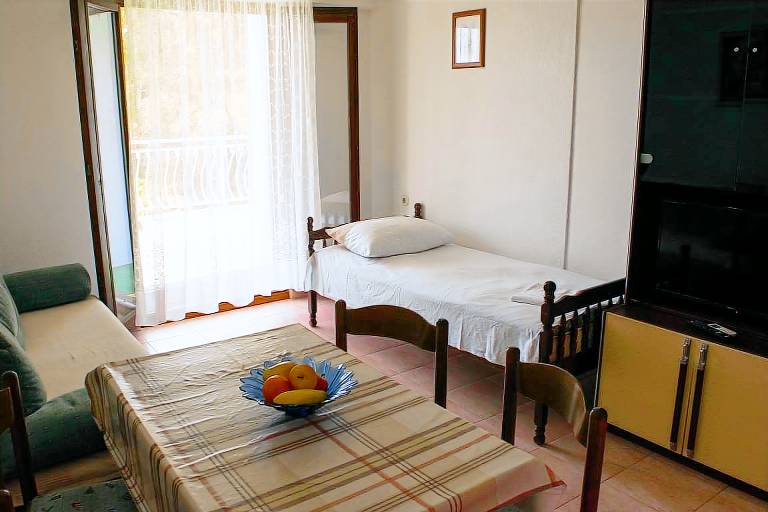 One bedroom apartment with terrace and sea view Lokva Rogoznica, Omiš (A-6005-a) — photo 3