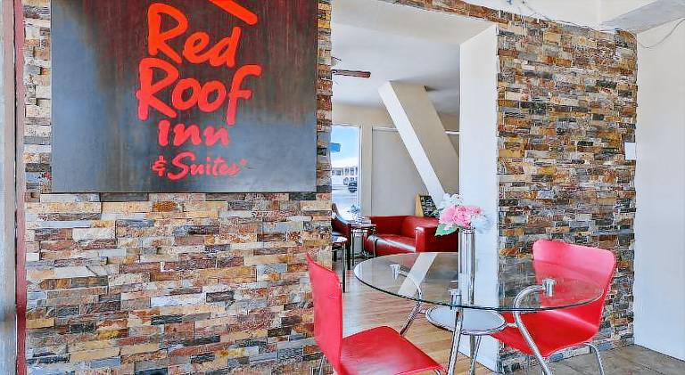 Red Roof Inn Needles — photo 3