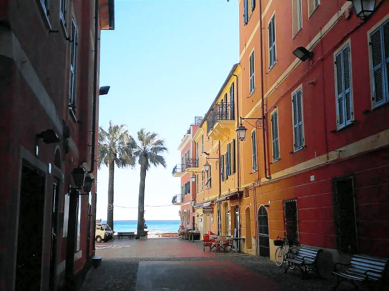 Rental apartment with 2 rooms for 6 persons — photo 4