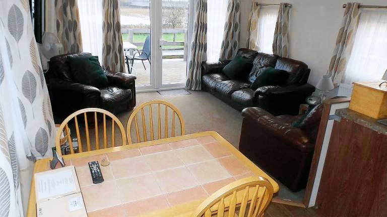 Modern 3 bedroom lodge at Avonvale Holiday Lodges in Evesham