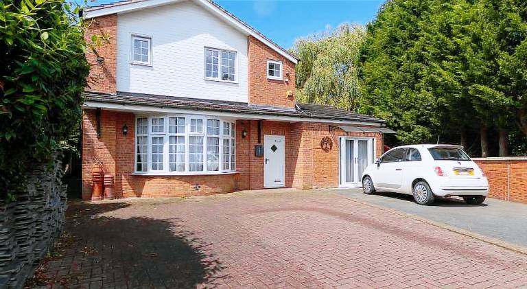 Flat 5 Willow Brook, Private Parking, WiFi, Garden View — photo 3