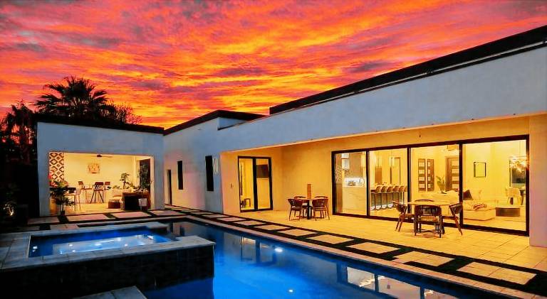 Spacious house with pool | Pet-friendly in Scottsdale, AZ