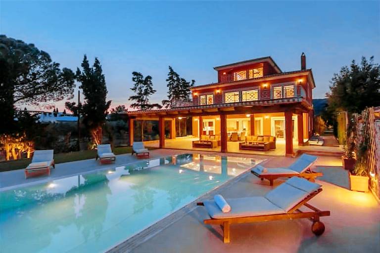 Villa Pigadia