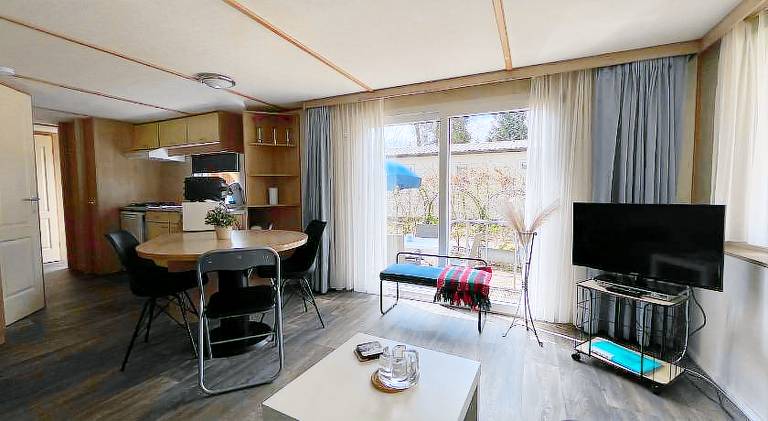 Chalet with 2 rooms for 4 persons — photo 2