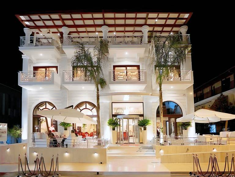 Diverso Platamon, Luxury Hotel & Suites in Dio-Olympos
