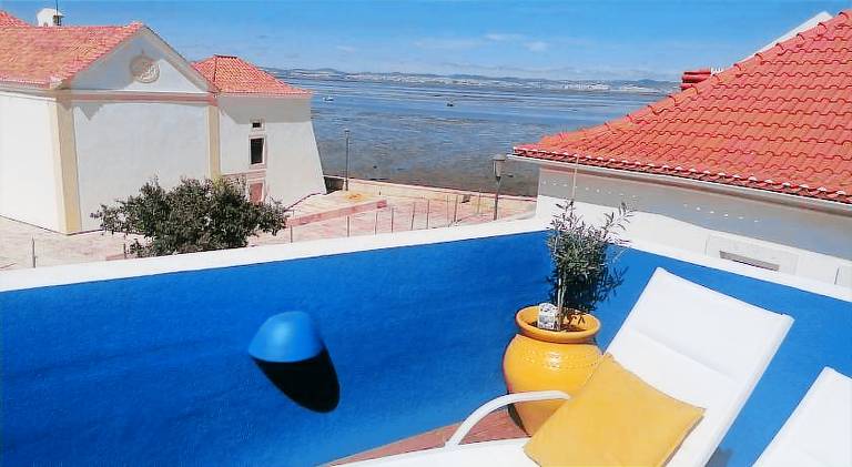 Apartment with terrace in Setubal