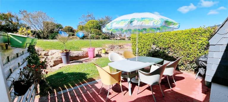 Fully equipped house with garden, pool & barbeque | Sea view | Dogs allowed — photo 3