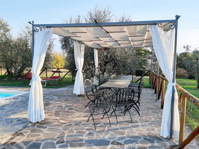 Lovely house with patio, barbeque & yard | Pets are welcome — photo 4