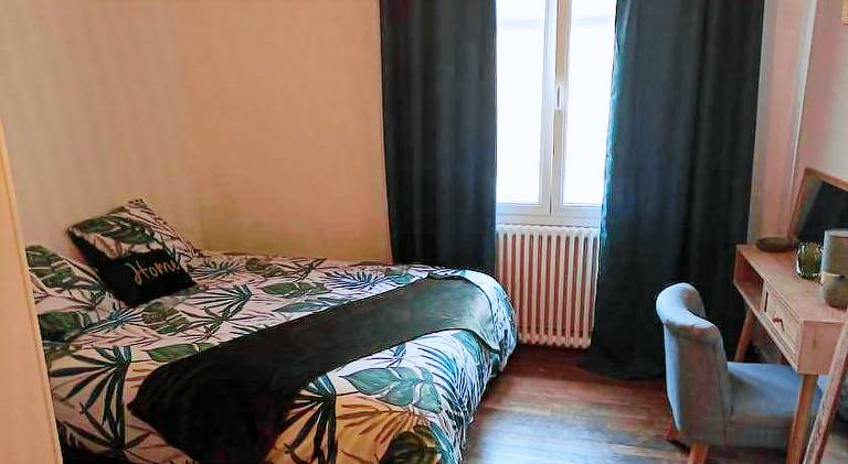 House with 1 room for 4 persons in Saint-Quentin-sur-le-Homme