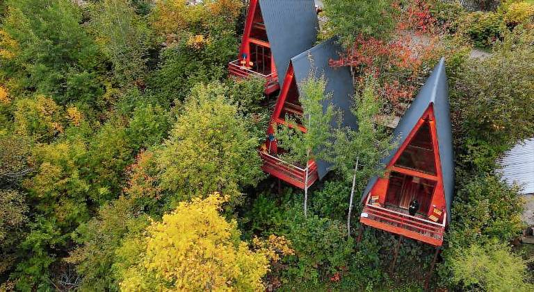 Beautiful lodge with barbeque, yard & terrace | Ski nearby | Pets are welcome — photo 3