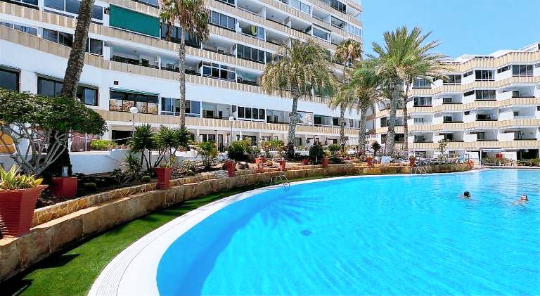 Apartment with yard, terrace & private pool | Good for workation | Pets are welcome — photo 3