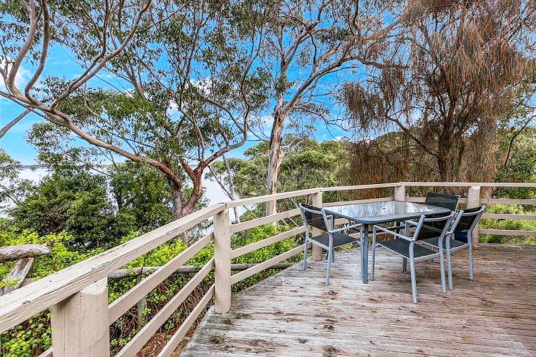 House Lakes Entrance