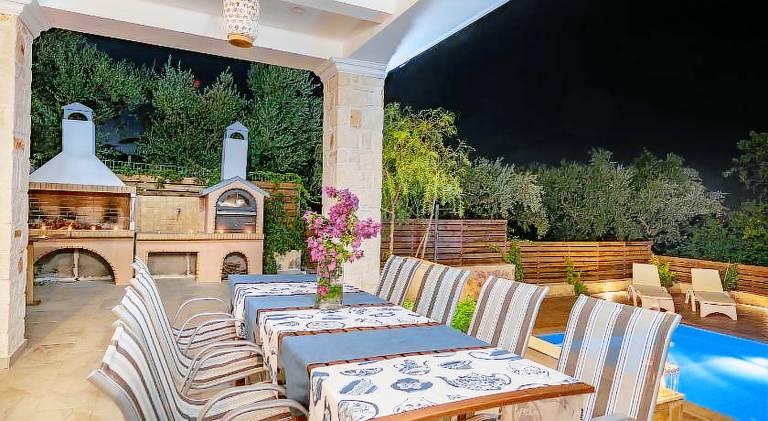 Villa with pool & jacuzzi | Dogs allowed — photo 4