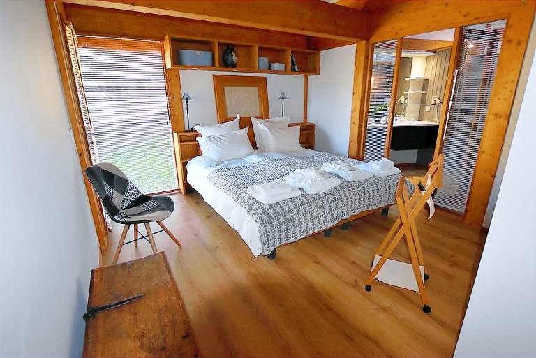 Chalet, view mountain, fitness, sauna, terrace, balcony, fireplace or stove, parking, 190m² — photo 3