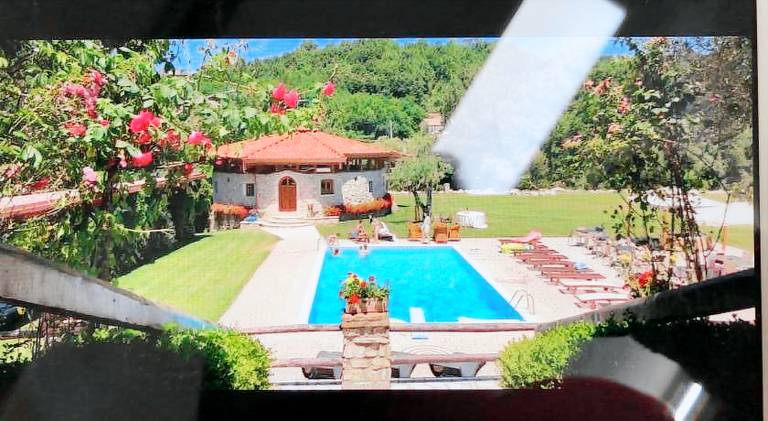 Holiday apartment with yard, pool & BBQ | Pets are welcome — photo 3