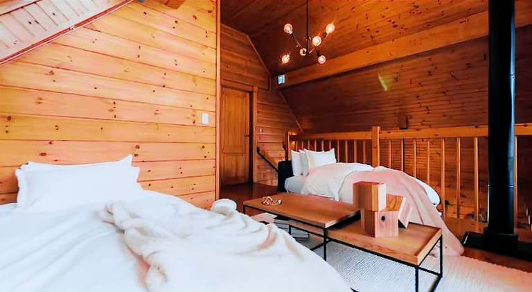 Villa with hot tub | Pets allowed — photo 2