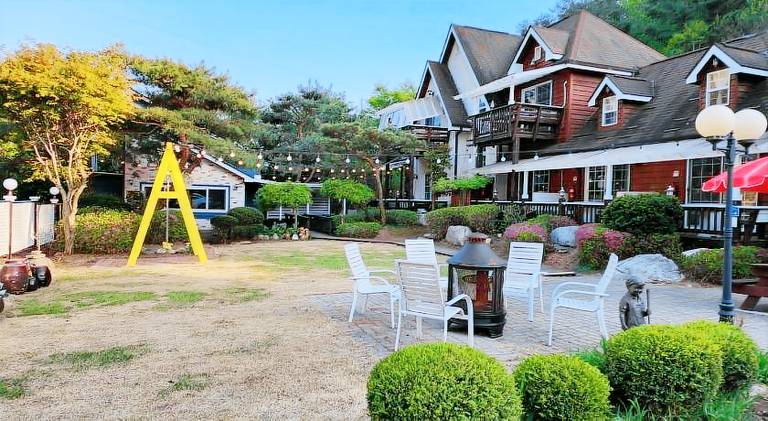 Pyeongchang Bench House — photo 5