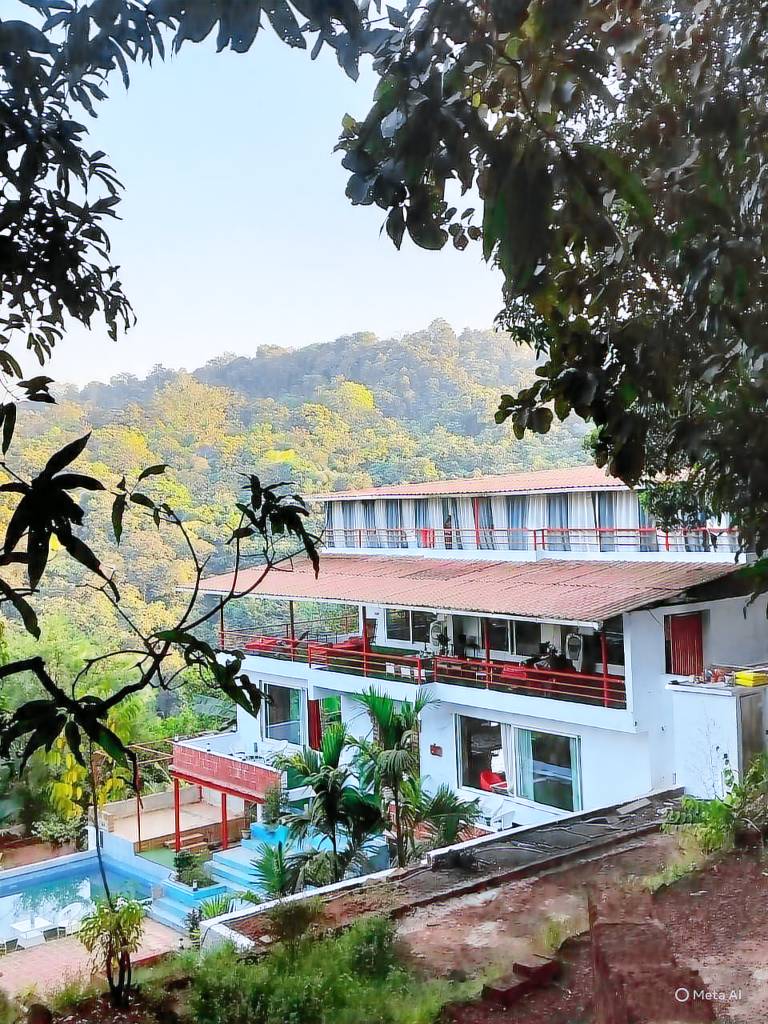Luxury 7BHK Villa in Ratnagiri Pool-24 Guests in Ratnagiri