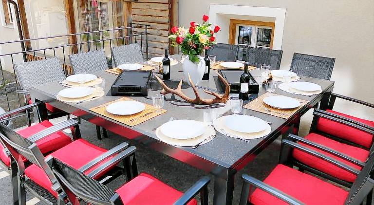 Moderne helle Ferienwohnung 1-6 Pers - Chasa32 in Guarda — photo 3