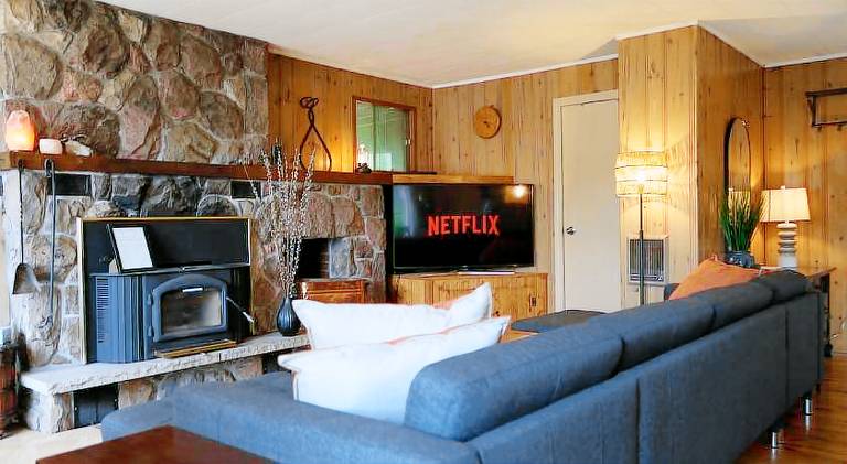 Vacation home | Dogs allowed in Huntsville, ON