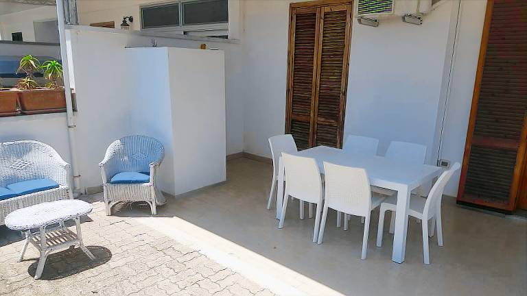 Villa with patio & garden — photo 3