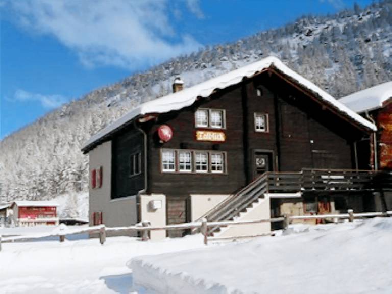 Ferienwohnung mit Hund in Saas-Balen, für max. 6 Personen Ferienwohnung mit Hund in Saas-Balen, für max. 6 Personen