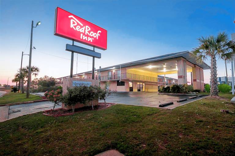 Red Roof Inn Mobile - Midtown — photo 4