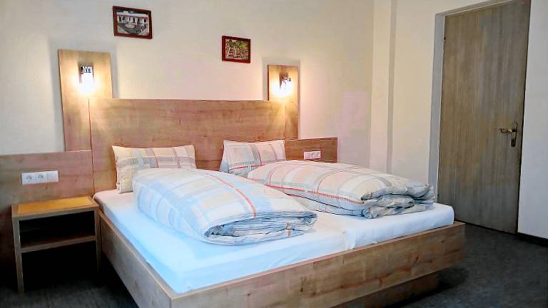 Holiday apartment with terrace in Laengenfeld