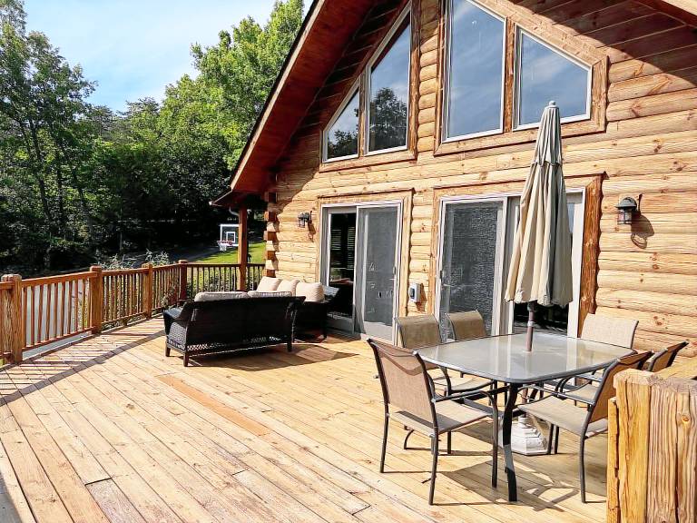 House  Goodview