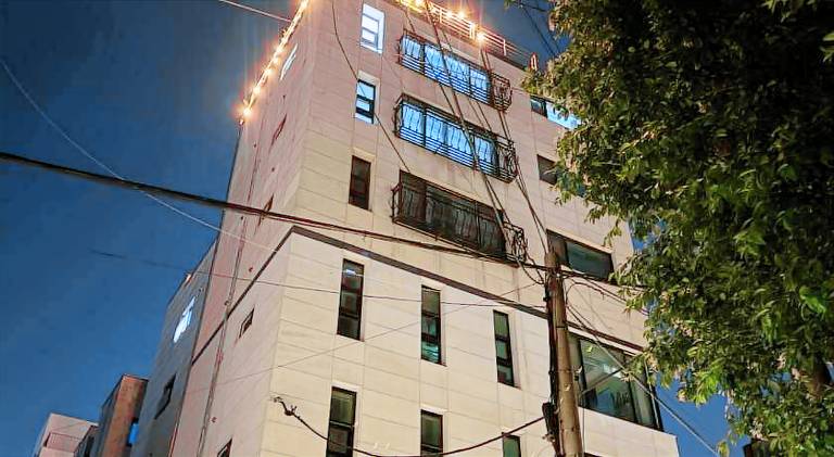 401, Atelier Seongsu Riverside Loft Cherry Blossom Road Han River airport bus — photo 4