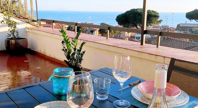Fully equipped charming house with garden, terrace & grill | Next to the beach | Perfect for remote work | Pet-friendly in Castiglione della Pescaia