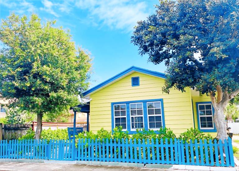 Cabin Lake Worth