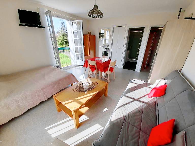 Studio with 1 room for 3 persons — photo 3