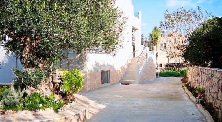 Fully equipped pleasant holiday apartment with patio, yard & BBQ | Pets allowed — photo 5