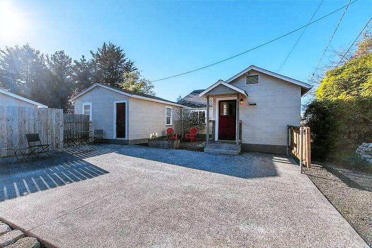 Blue Lake, CA Vacation Rentals from 74 Hometogo