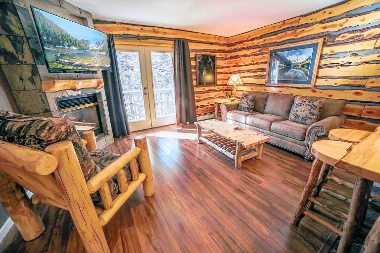 Condo with pool in Este