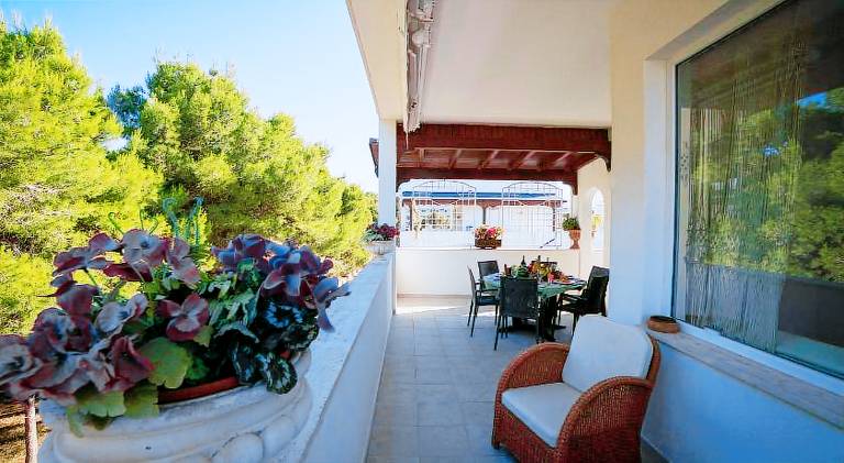 Rental apartment with 2 rooms for 5 persons — photo 4