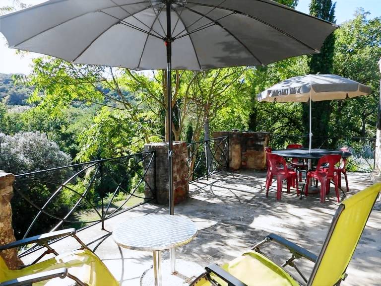 Beautiful house with pool, terrace & yard | Nature view | Dogs allowed — photo 4
