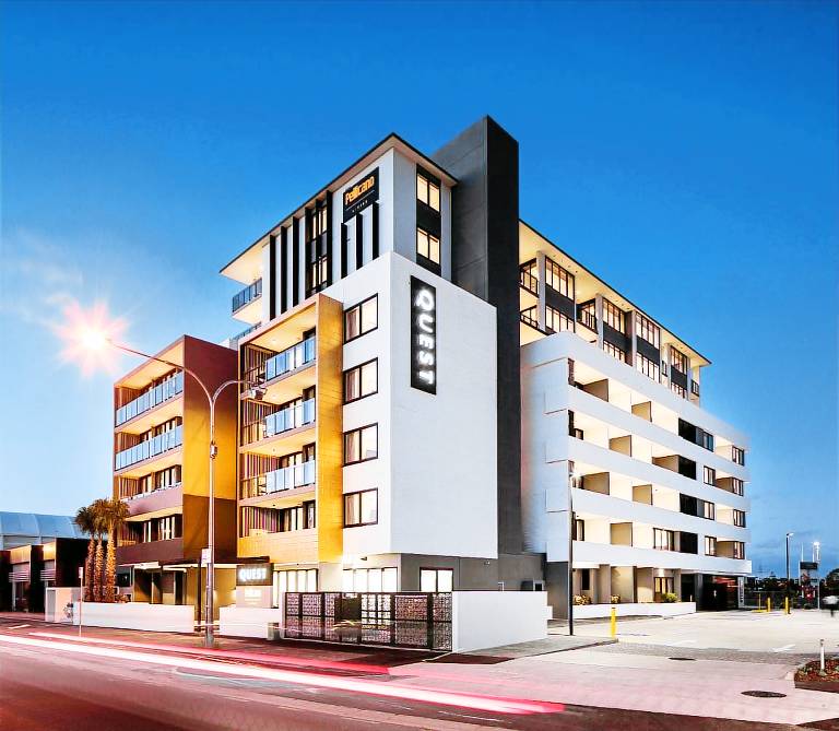 Serviced apartment Burleigh Heads