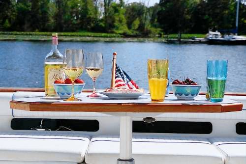 Houseboat Catskill
