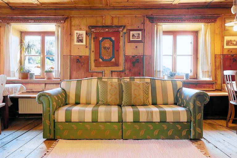 Historic Holiday Apartment Huber Stube with Mountain View, Balcony and Wi-Fi — photo 2