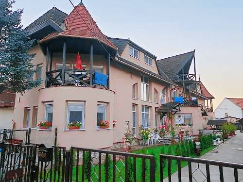Bed & Breakfast  Harkány