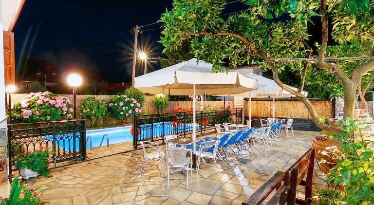 Beautiful apartment with pool, barbeque & terrace | Beach nearby | Pets allowed — photo 4