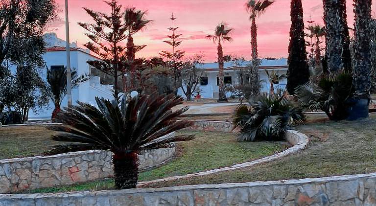 Vacation home with yard & barbeque in Vieste