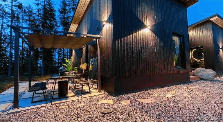 Villa with hot tub | Pet-friendly — photo 5